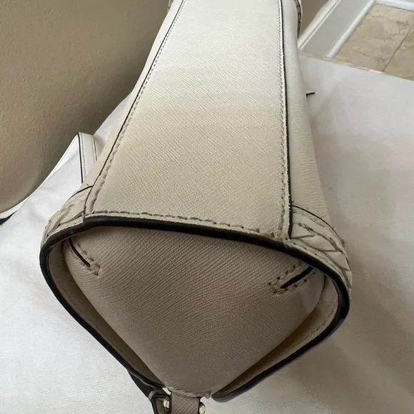 Kate Spade Woven / leather Crossbody GUC - Picture 10 of 13